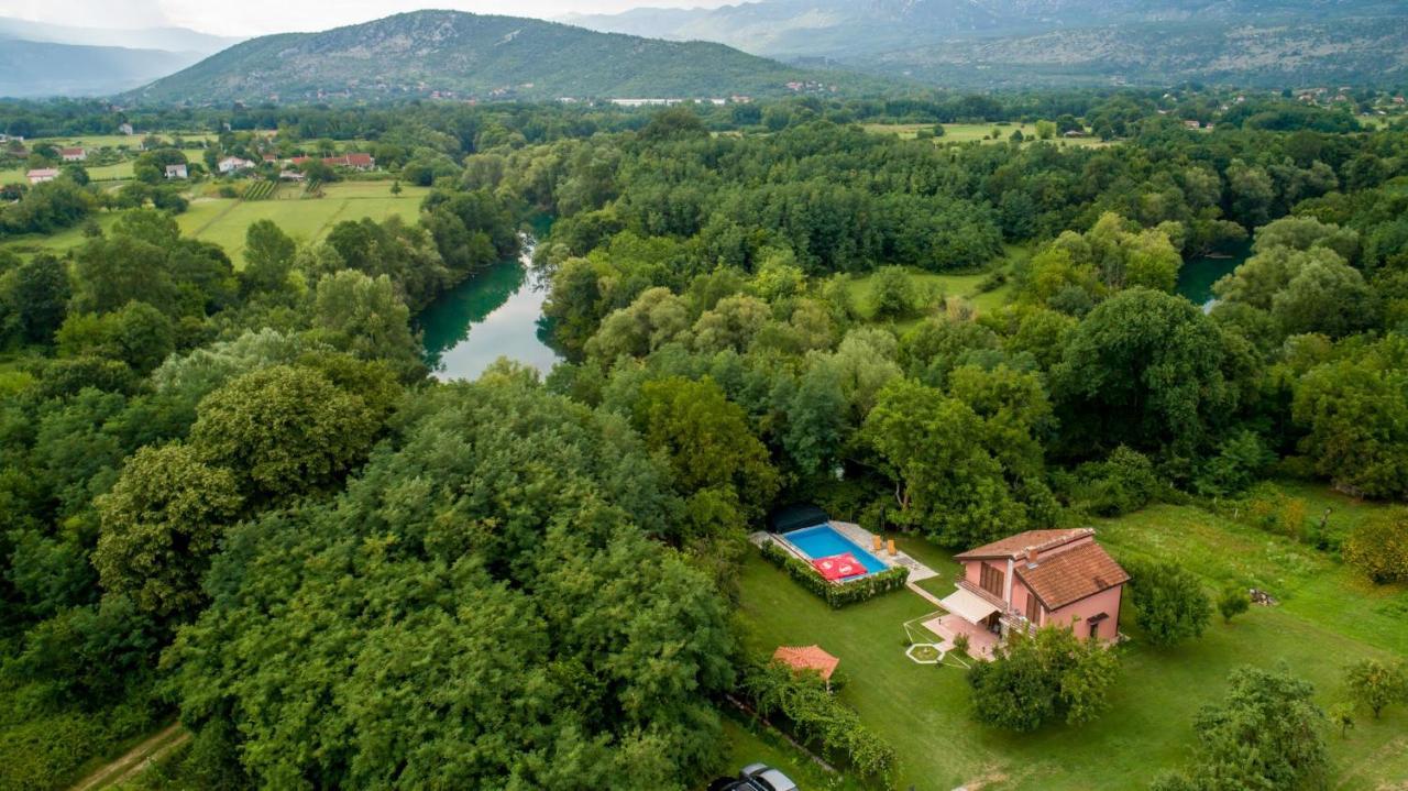 Vila Andrea Danilovgrad Екстериор снимка